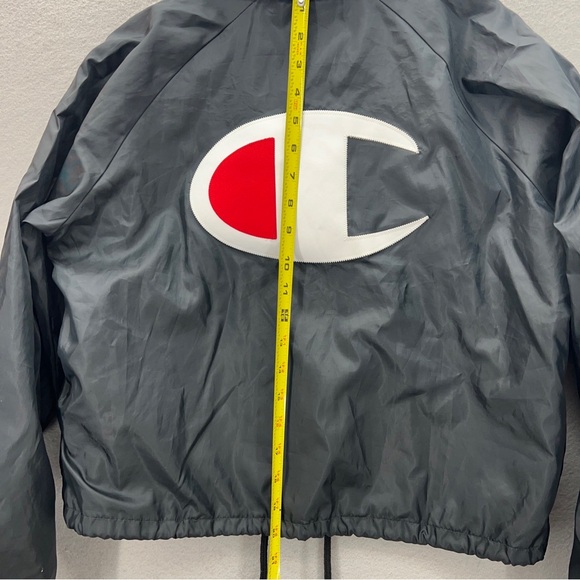 Champion Script Womens Medium Cropped Wind Breaker Jacket Black Snaps - Picture 4 of 7